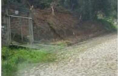 Imagem: O terreno possui 360m² de Área e está localizado em Fiuza