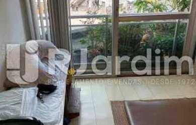 Imagem: O depósito possui 1 Vaga na garagem, 65m² de Área e está