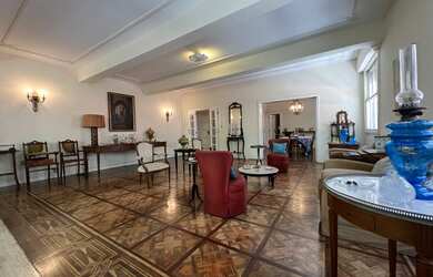 Imagem 2: APARTAMENTO CHARMOSO E AUTÊNTICO COM 278 M2 NO FLAMENGO