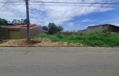 Imagem: O terreno possui 600m² de Área e está localizado em Jardim