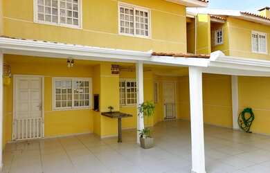 Imagem 2: Sobrado em Condominio Novo Mundo 3Q 1 Suite e 3 Vagas de Garagem