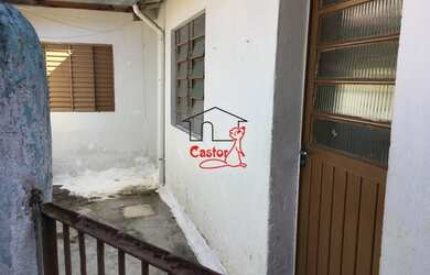 Imagem: A casa possui 1 Dormitório, 1 Banheiro, 55m² de Área e está