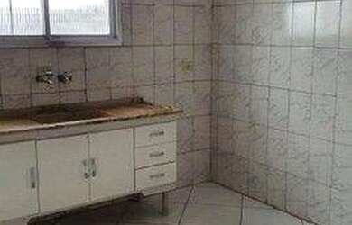 Imagem: O apartamento possui 1 Dormitório, 1 Banheiro, 1 Vaga na garagem