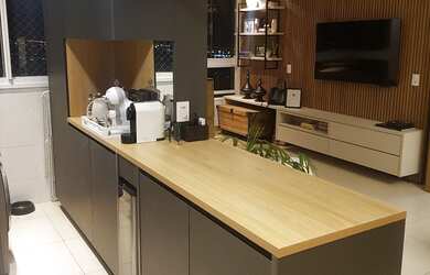 Imagem: O apartamento possui 3 Dormitórios, 2 Banheiros, 2 Vagas na