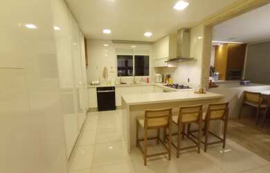 Imagem 13: 350 m², 4 suites, 4 vagas