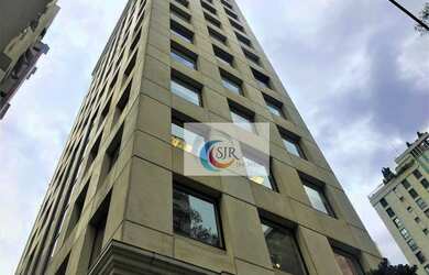 Imagem: O depósito possui 5 Vagas na garagem, 218m² de Área e está