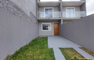 Imagem: A casa possui 2 Dormitórios, 2 Banheiros, 2 Vagas na garagem