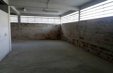 Imagem 7: Galpão/Depósito/Armazém para aluguel possui 1850 metros quadrados em...