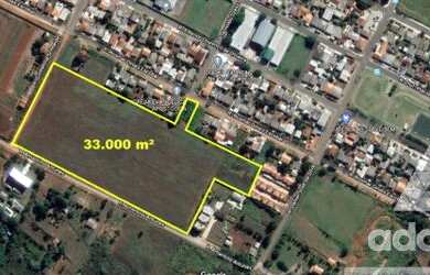 Imagem: O terreno possui 33.000m² de Área e está localizado em Oficinas