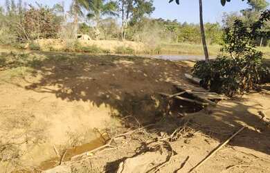 Imagem: A chácara possui 24200m² de Área e está localizado em Santa