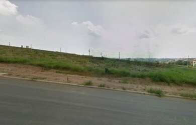 Imagem: O terreno possui 500m² de Área e está localizado em Parque