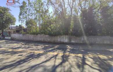 Imagem: O terreno possui 42490m² de Área e está localizado em Centro