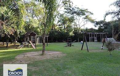 Imagem: A casa em condomínio possui 3 Dormitórios, 4 Banheiros, 5