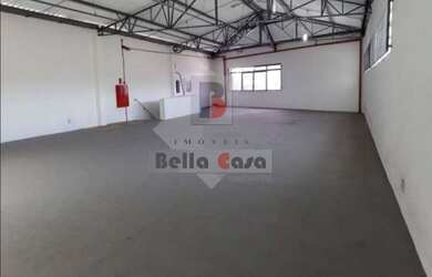 Imagem: O depósito possui 400m² de Área e está localizado em Vila