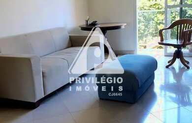 Imagem: O apartamento possui 2 Dormitórios, 3 Banheiros, 1 Vaga na