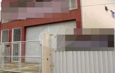 Imagem: O depósito possui 4 Vagas na garagem, 400m² de Área, Imóvel