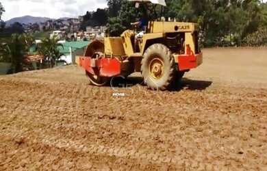 Imagem: O terreno possui 2100m² de Área e está localizado em Vila