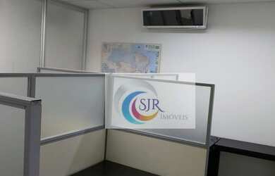 Imagem: O depósito possui 2 Vagas na garagem, 77m² de Área e Imóvel