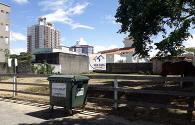 Imagem: O terreno possui 360m² de Área e está localizado em Centro