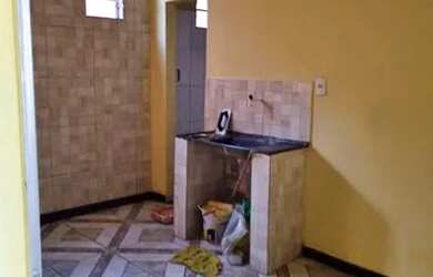 Imagem 3: Aluga-se casa no 18 do forte,aluguel já incluindo água e luz