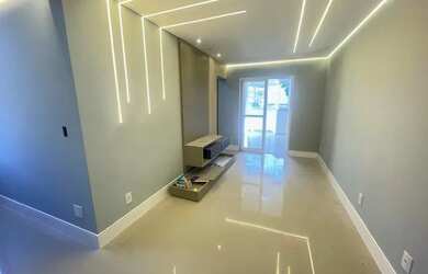 Imagem: O apartamento possui 2 Dormitórios, 2 Banheiros, 2 Vagas na