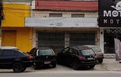 Imagem: O depósito possui 98m² de Área e está localizado em Bacaxá