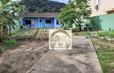 Imagem: A casa possui 1 Dormitório, 1 Banheiro, 4 Vagas na garagem