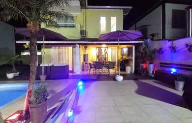 Imagem: A casa em condomínio possui 2 Dormitórios, 2 Banheiros, 5