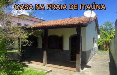 Imagem: A casa possui 3 Dormitórios, 2 Banheiros, 4 Vagas na garagem