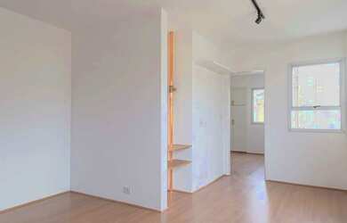 Imagem: O apartamento possui 1 Dormitório, 1 Banheiro, 32m² de Área