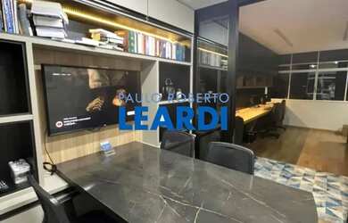 Imagem: O depósito possui 35m² de Área e está localizado em Pinheiros