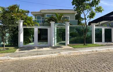 Imagem: A casa em condomínio possui 3 Dormitórios, 5 Banheiros, 4