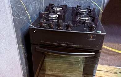 Imagem 13: Área de lazer completa. Piscina, Churrasqueira, Imóvel mobiliadoeVaranda