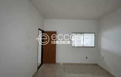 Imagem 6: Casa para aluguel, 2 quartos, 4 vagas, Cidade Nova - UBERABA/MG