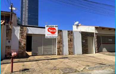 Imagem: A casa possui 4 Dormitórios, 5 Banheiros, 4 Vagas na garagem