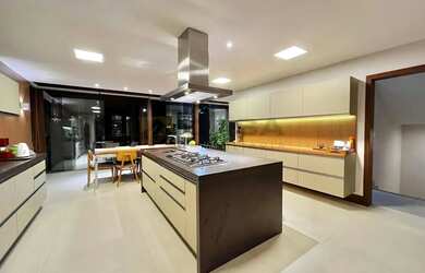 Imagem 10: DR-Manguinhos espera por você casa espaçosa com design contemporâneo...