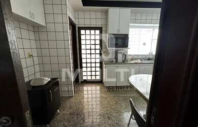 Imagem 14: Casa - VIGILATO PEREIRA. Piscina, Churrasqueira, 220m² de Áreae2 Vagas...