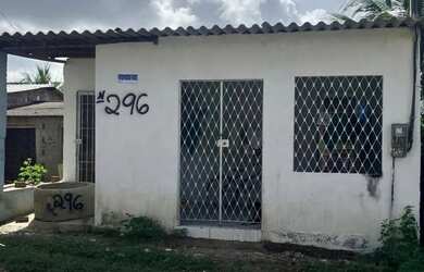 Imagem: A casa possui 1 Dormitório, 1 Banheiro e está localizado