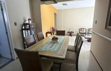 Imagem: O apartamento possui 3 Dormitórios, 3 Banheiros, 2 Vagas na