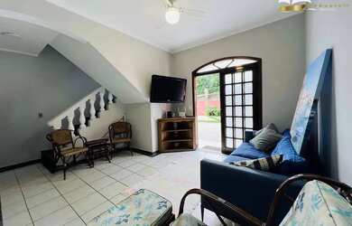 Imagem: A casa em condomínio à venda possui 2 Dormitórios, 3 Banheiros