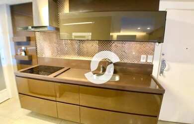 Imagem 14: Apartamento frente mar todo montado à venda por R$ 2.800.000 - Niterói/RJ