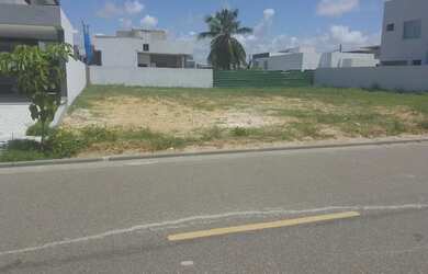 Imagem: O terreno possui 300m² de Área e está localizado em Centro