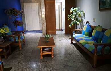 Imagem: O apartamento possui 2 Dormitórios, 2 Banheiros, 1 Vaga na