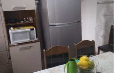 Imagem: A casa possui 2 Dormitórios, 1 Banheiro, 250m² de Área e