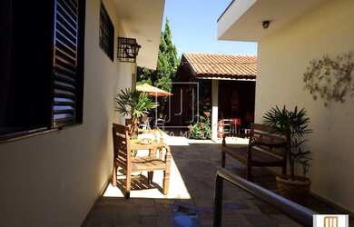 Imagem 11: Casa térrea na rua 6 dormitórios/suite, cozinha planejada