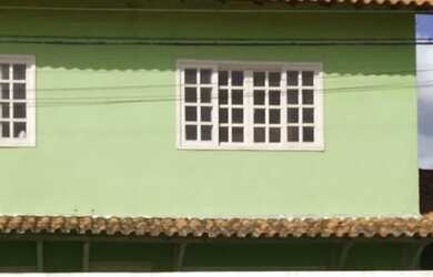 Imagem: A casa possui 3 Dormitórios, 2 Banheiros, 3 Vagas na garagem