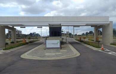 Imagem: O terreno possui 315m² de Área e está localizado em Oficinas