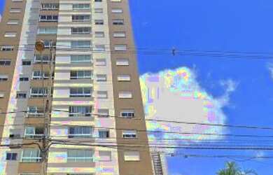 Imagem: O apartamento possui 3 Dormitórios, 1 Banheiro, 2 Vagas na