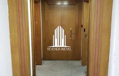 Imagem: O depósito possui 1 Vaga na garagem, 110m² de Área e está