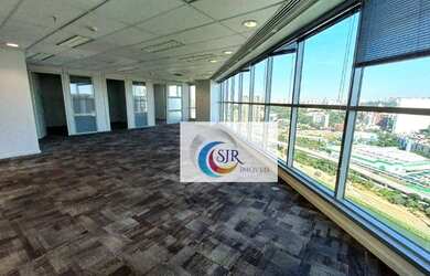 Imagem: O depósito possui 5 Vagas na garagem, 635m² de Área e está